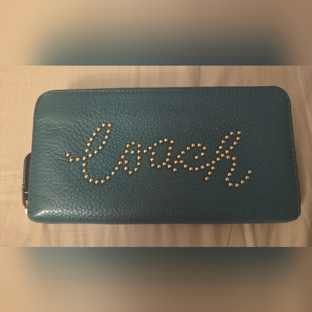 Coach Wallet Accordion Zip Teal Wallet With Studded Coach Script F88904 Rare EUC
